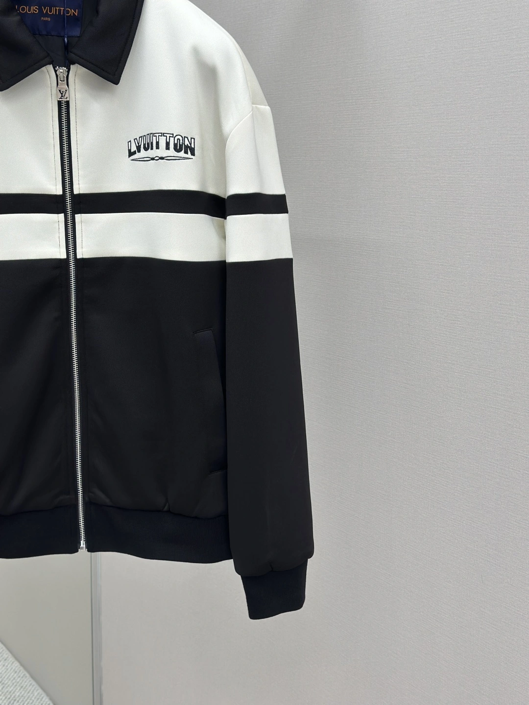 wg.luxury- 8V oversize item:E-F501C1126